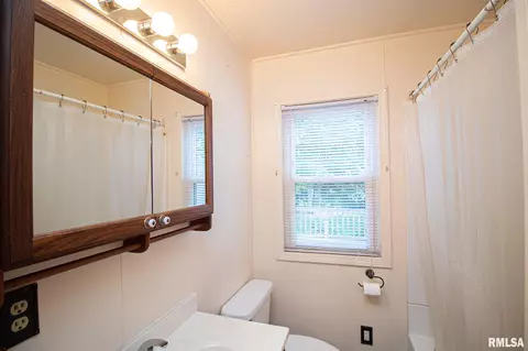 602 Spring St, Washington, IL 61571 photo 10