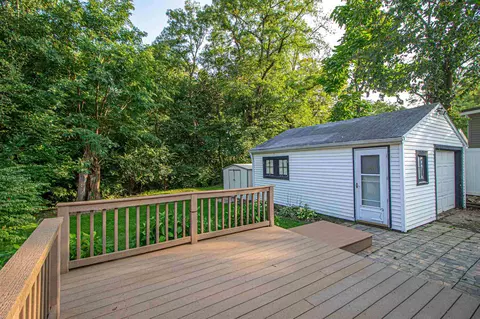 602 Spring St, Washington, IL 61571 photo 3