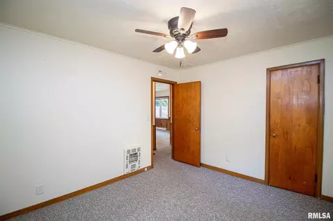 602 Spring St, Washington, IL 61571 photo 16