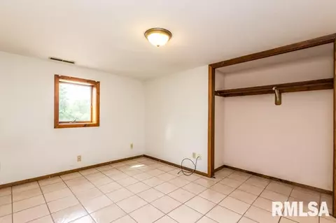 214 Elm Cir, Eureka, IL 61530 photo 37