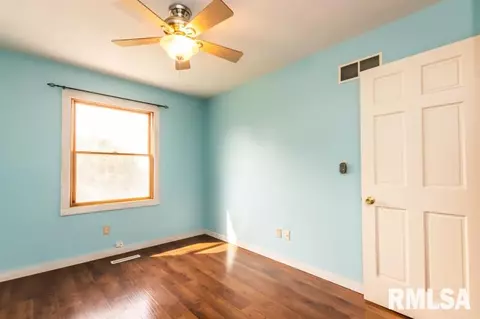 214 Elm Cir, Eureka, IL 61530 photo 24