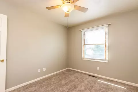 214 Elm Cir, Eureka, IL 61530 photo 28