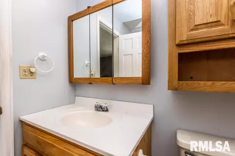 214 Elm Cir, Eureka, IL 61530 photo 35