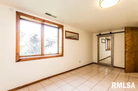 214 Elm Cir, Eureka, IL 61530 photo 43