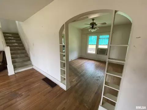 511 W Adams St, Macomb, IL 61455 photo 5