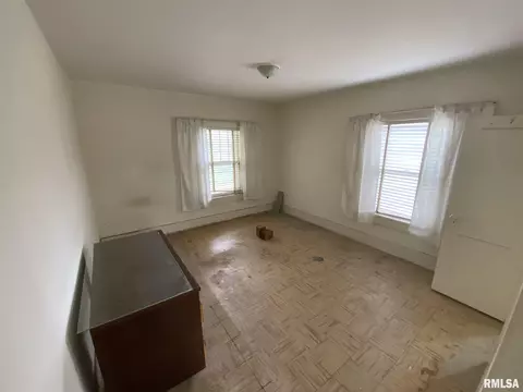 511 W Adams St, Macomb, IL 61455 photo 9