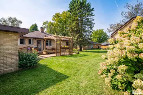 221 E Pine St, Metamora, IL 61548 photo 48