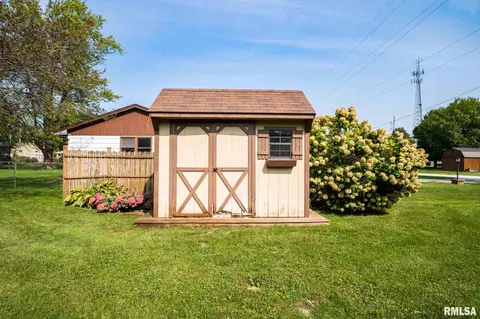 221 E Pine St, Metamora, IL 61548 photo 47