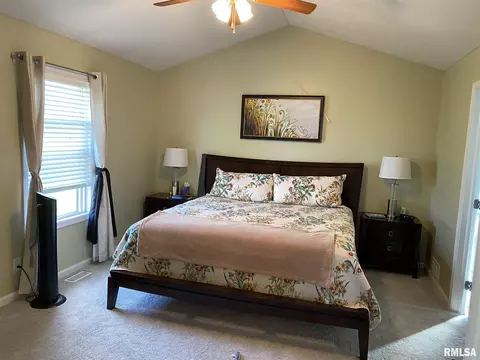 1504 Big Red Dr, Metamora, IL 61548 photo 9