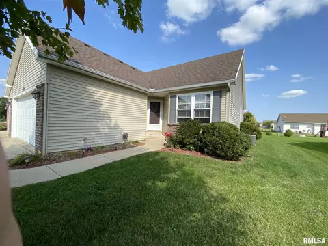 1504 Big Red Dr, Metamora, IL 61548 photo 1