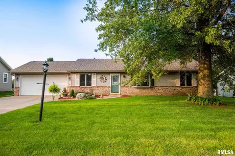 10409 W Lake Camelot Dr, Mapleton, IL 61547 photo 1