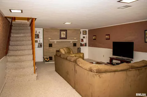 828 E Jackson St, Morton, IL 61550 photo 29