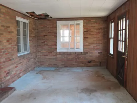 401 W Hill St, Eureka, IL 61530 photo 2