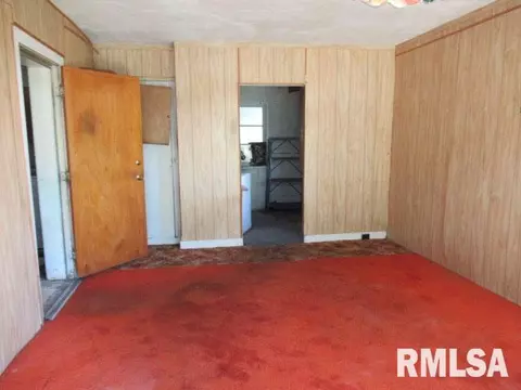 401 W Hill St, Eureka, IL 61530 photo 11