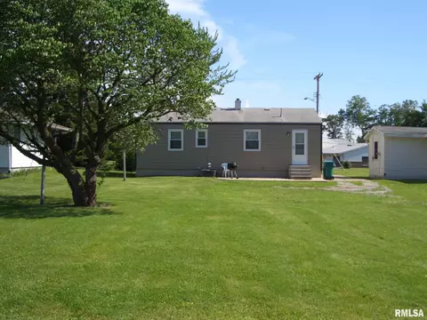 1742 W Jackson St, Macomb, IL 61455 photo 4