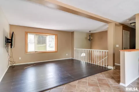 907 Buffalo Run, Danvers, IL 61732 photo 5