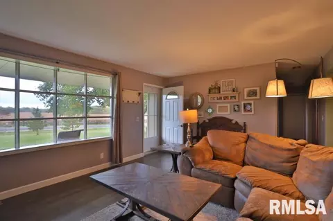 914 Lake Rd, Eureka, IL 61530 photo 12