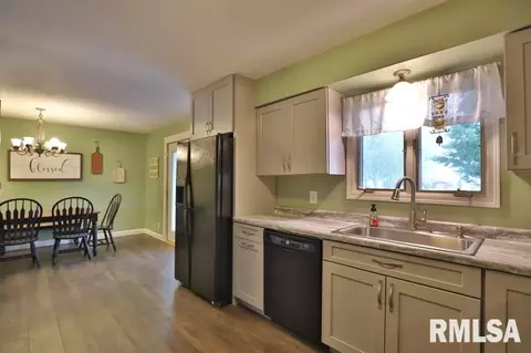 914 Lake Rd, Eureka, IL 61530 photo 30