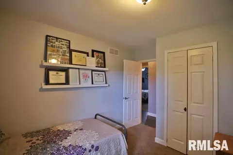 914 Lake Rd, Eureka, IL 61530 photo 16