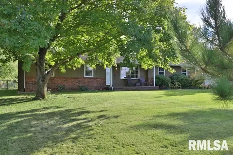 914 Lake Rd, Eureka, IL 61530 photo 2