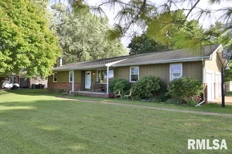 914 Lake Rd, Eureka, IL 61530 photo 4