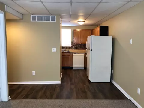 230 E Walker St, Macomb, IL 61455 photo 5