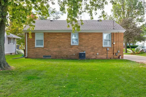 401 E Polk St, Morton, IL 61550 photo 37
