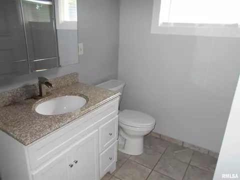 5250 E Troy Rd, Avon, IL 61415 photo 14