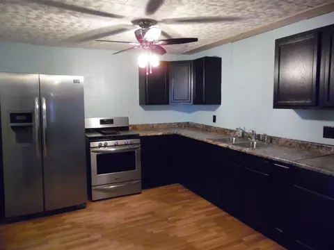 204 E 8th St, Glasford, IL 61533 photo 9