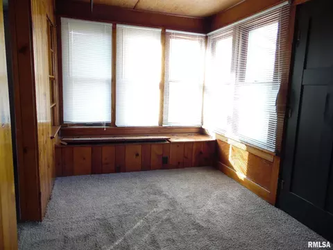 204 E 8th St, Glasford, IL 61533 photo 18