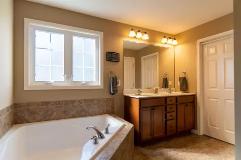 2013 W Liams Way, Dunlap, IL 61525 photo 16