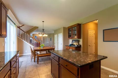 2013 W Liams Way, Dunlap, IL 61525 photo 6