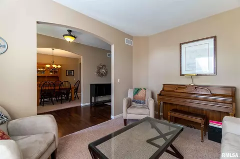 2013 W Liams Way, Dunlap, IL 61525 photo 10