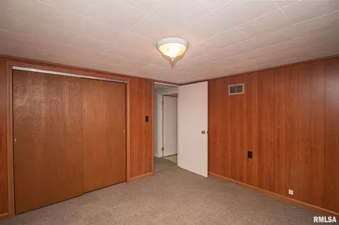 607 E Polk St, Morton, IL 61550 photo 28