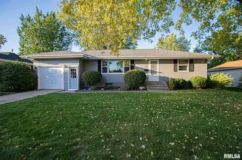 607 E Polk St, Morton, IL 61550 photo 1