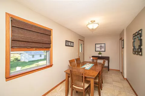607 E Polk St, Morton, IL 61550 photo 11