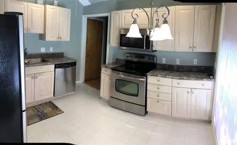 210 Shady Ln, Eureka, IL 61530 photo 5