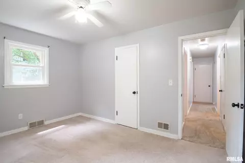 402 Jackson St, Washington, IL 61571 photo 29
