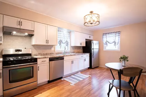 402 Jackson St, Washington, IL 61571 photo 9