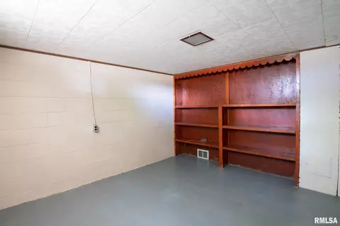 402 Jackson St, Washington, IL 61571 photo 45