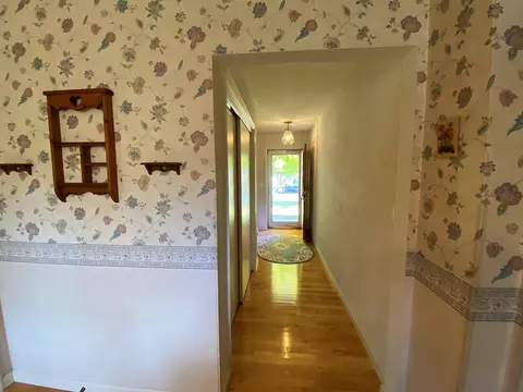 834 Emerson St, Morton, IL 61550 photo 4