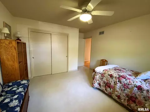 834 Emerson St, Morton, IL 61550 photo 29