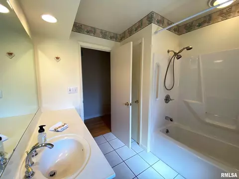 834 Emerson St, Morton, IL 61550 photo 20