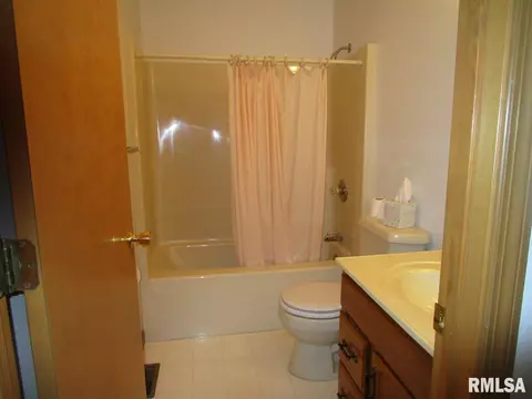 1473 E Myrtle St, Canton, IL 61520 photo 20