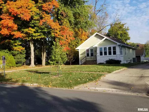 822 E Calhoun St, Macomb, IL 61455 photo 27