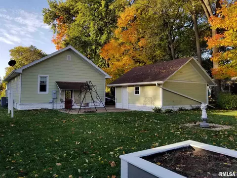 822 E Calhoun St, Macomb, IL 61455 photo 24