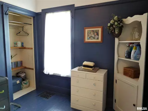 307 W Center St, Eureka, IL 61530 photo 14