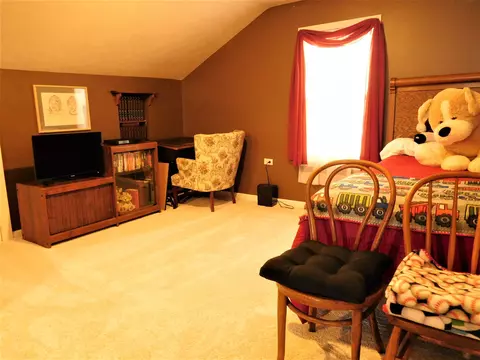 307 W Center St, Eureka, IL 61530 photo 23