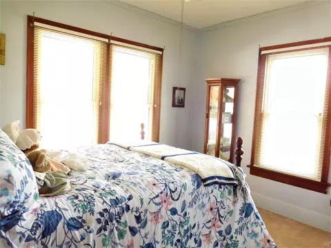 307 W Center St, Eureka, IL 61530 photo 15