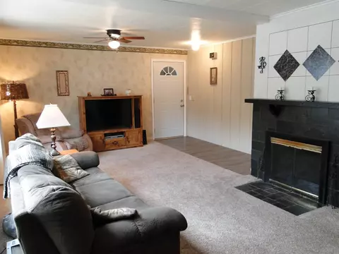 1137 Stacy Ln, Macomb, IL 61455 photo 5